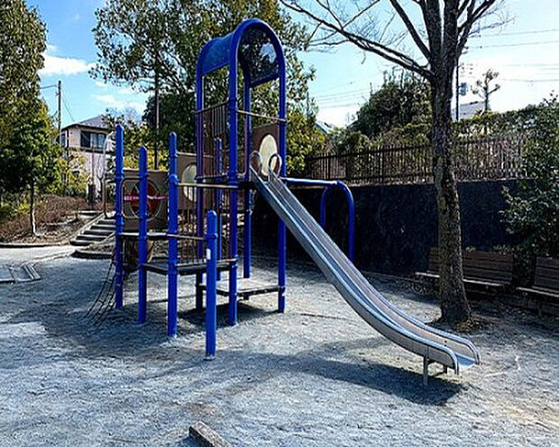 城山手こぶし公園（約959m）