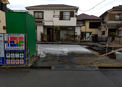 前面道路含む現地写真_3
