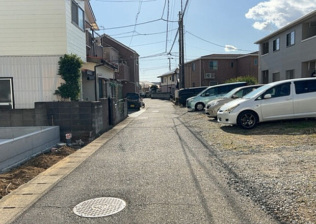 【物件からの展望】眺望を気にして物件を探す場合、前面に建物が建っていないか現地で確認しましょう！前面に建物があると景色はもちろん、日当たりや風通しにも影響が出てきます。住んだ時のことを想像しながら現地見学をしましょう。