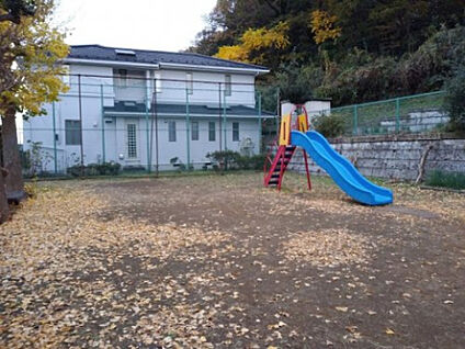 新羽根沢公園 86m(徒歩2分)