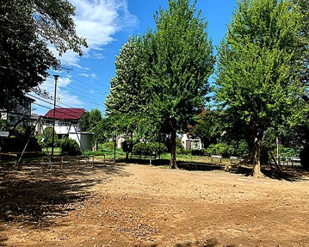 片倉台打越公園(約271m)