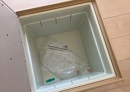 キッチン床下収納