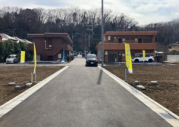 【物件からの展望_3】田園風景が味わえる土地に住みたい!海や山の見える自然豊かな土地に住みたい!などご要望に併せて当社営業がご提案させて頂きます。当社が抱えている数ある物件の中からお客様が納得する1件を一緒に探しましょう!