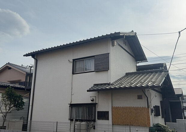 【外観_2】外観は建物の第一印象を決める重要な要素です。複数の方向から見ることで、建物の存在感や周辺との調和、デザインの良さなどがより明確に分かります。お気に入りの建物を見つけてみてください。