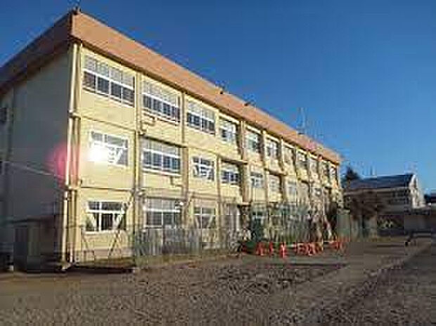 座間小学校（約992m）
