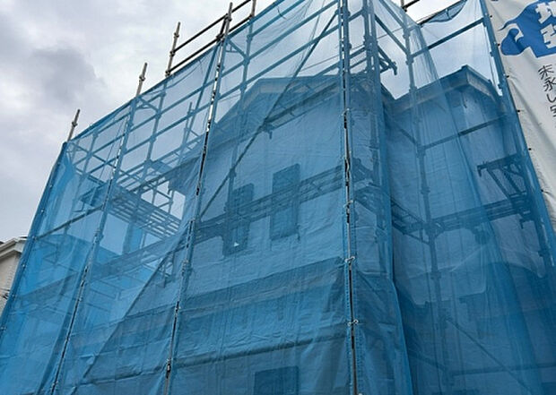 【外観_2】外観は建物の第一印象を決める重要な要素です。複数の方向から見ることで、建物の存在感や周辺との調和、デザインの良さなどがより明確に分かります。お気に入りの建物を見つけてみてください。