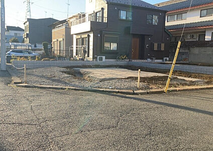 前面道路含む現地写真_3