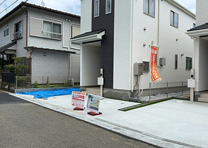 前面道路含む現地写真_2