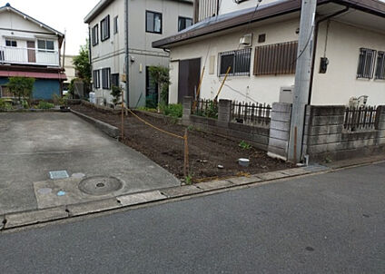 前面道路含む現地写真_3