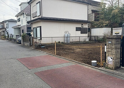 前面道路含む現地写真_2