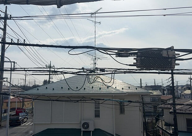 【物件からの展望】眺望を気にして物件を探す場合、前面に建物が建っていないか現地で確認しましょう！前面に建物があると景色はもちろん、日当たりや風通しにも影響が出てきます。住んだ時のことを想像しながら現地見学をしましょう。