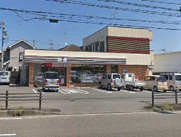 セブンイレブン　相模原緑が丘一丁目店（約548m）