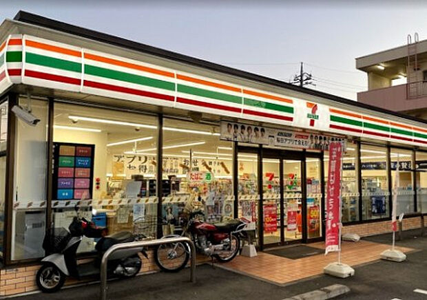 セブンイレブン　八王子長沼東店（約808m）