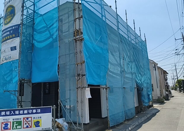 【外観_2】外観は建物の第一印象を決める重要な要素です。複数の方向から見ることで、建物の存在感や周辺との調和、デザインの良さなどがより明確に分かります。お気に入りの建物を見つけてみてください。