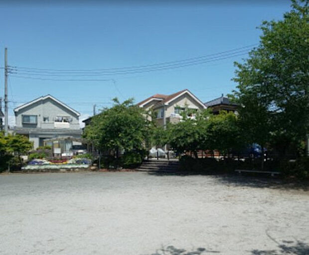 小山三ツ目広場（約842m）