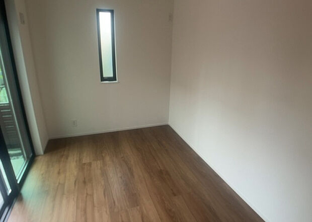 【子供部屋】子供が何人でも年齢によっては、受験時にしっかり壁のある個室があった方が良い場合もあります。難しい問題ですが、兄弟の人数や、性別や年齢差によって状況が異なりますので、数年後のこともしっかり考えましょう。
