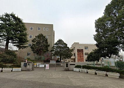 荻野中学校 2149m(徒歩27分)