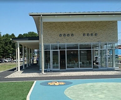 芹沢公園 736m(徒歩10分)