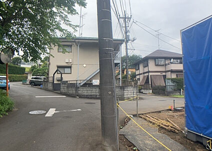 前面道路含む現地写真_2