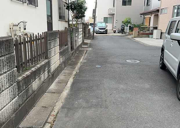 【物件からの展望】眺望を気にして物件を探す場合、前面に建物が建っていないか現地で確認しましょう!前面に建物があると景色はもちろん、日当たりや風通しにも影響が出てきます。住んだ時のことを想像しながら現地見学をしましょう。