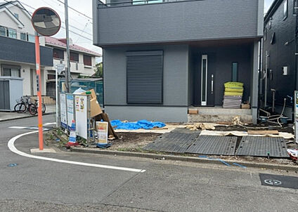 前面道路含む現地写真_2