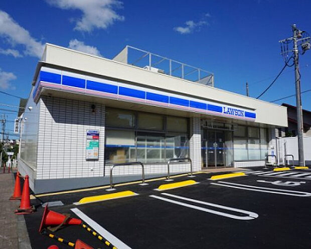 ローソン 本町田店(約335m)