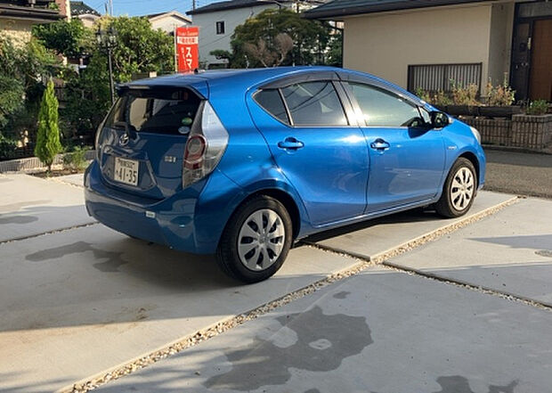 【駐車場】駐車場と明記されていても、最小スペースでつくられた駐車場だと大型車は駐車できなかったり、出入りしにくくなったりする可能性があります。お車のサイズと購入したい物件の駐車場のサイズを現地で確認しましょう。