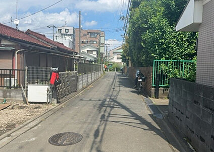 前面道路含む現地写真_2