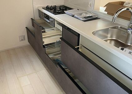 キッチン床下収納