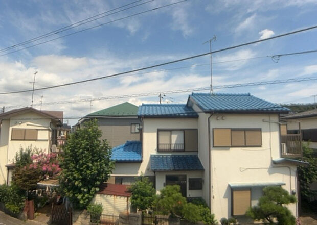 【物件からの展望】眺望を気にして物件を探す場合、前面に建物が建っていないか現地で確認しましょう!前面に建物があると景色はもちろん、日当たりや風通しにも影響が出てきます。住んだ時のことを想像しながら現地見学をしましょう。