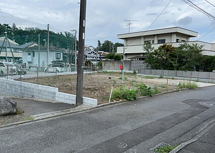 前面道路含む現地写真_2