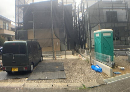 前面道路含む現地写真_2
