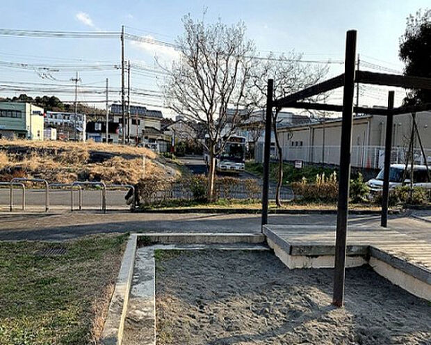下柚木大町公園(約600m)