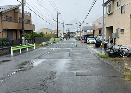 前面道路含む現地写真_2