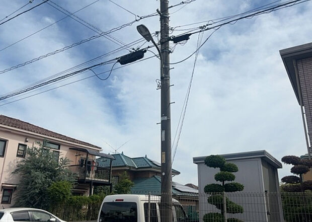 【物件からの展望_2】眺望を気にして物件を探す場合、前面に建物が建っていないか現地で確認しましょう!前面に建物があると景色はもちろん、日当たりや風通しにも影響が出てきます。住んだ時のことを想像しながら現地見学をしましょう。