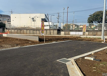 前面道路含む現地写真_2