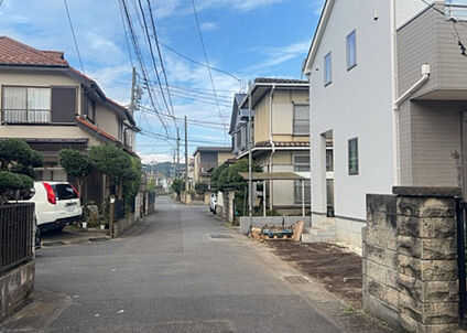 前面道路含む現地写真_2