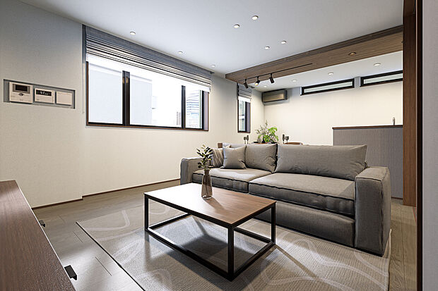 T-4／空間を贅沢に使ったLDK。シックで落ち着きのあるデザインで、多様なライフシーンにも心地よくフィット。存在感のある大きめのソファやダイニングテーブルを置いてもゆったりと過ごせる余裕の広さです。