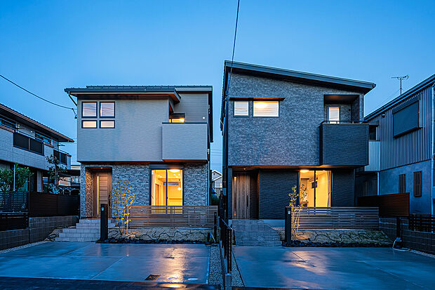 T-1、T-2（ご成約済）／直線的なフォルムが美しい、洗練されたスタイリッシュな外観。住まう人の個性を引き立て、街並みに調和しながらも、確かな存在感を放ちます。