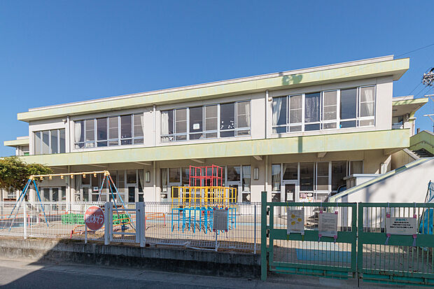 中央保育園(約400m)