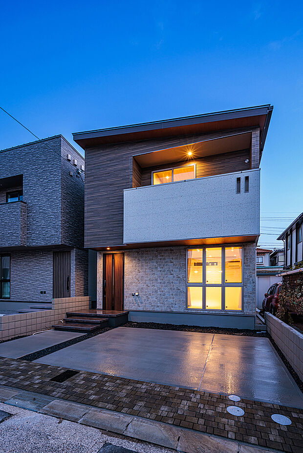 【外観】T-1/夜間外観