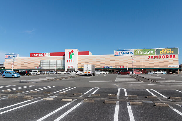 有松ジャンボリー(フィール・ヤマダデンキ・西松屋他)(約480m)