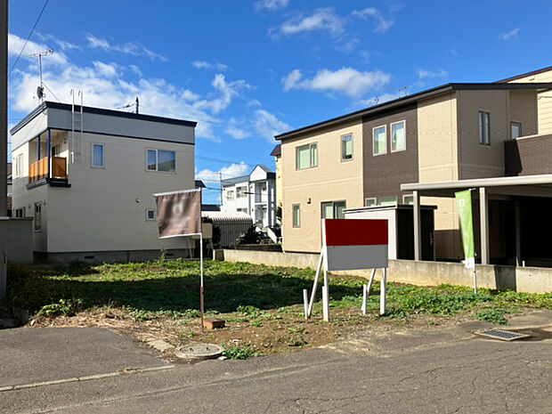 【現地写真】
JR学園都市線「篠路」駅まで徒歩約4分と便利な立地に、約45坪の売地が登場しました。
【2023年10月撮影】