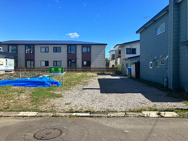 【現地写真】
陽当り良好、南西向きの売地が登場です。約75坪のゆとりある敷地で、夢が広がりますね。
(2025年9月撮影)