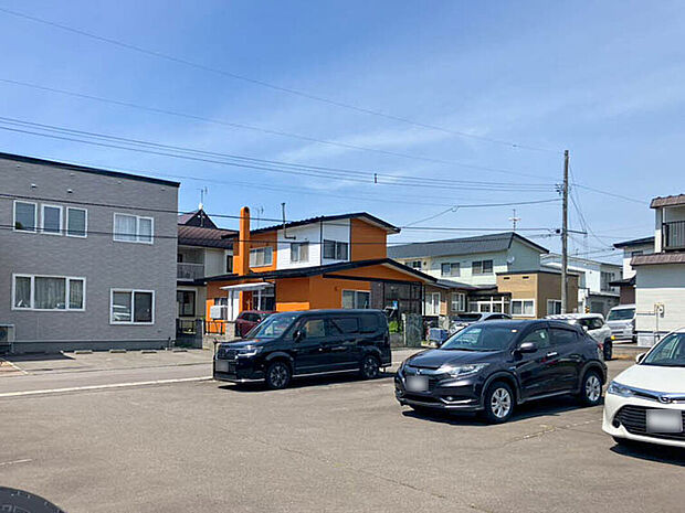 【現地写真】
住環境に配慮された第一種低層住居専用地域の閑静な住宅街。静かな環境で新生活をお過ごしいただけます。
(2026年2月撮影)