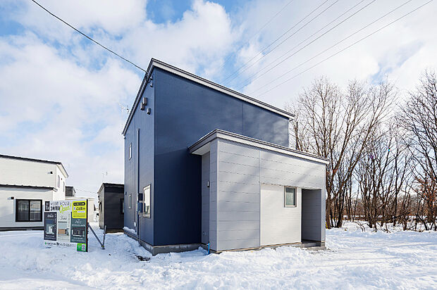 【【外観／モデル(2)】】
（2025年12月撮影）