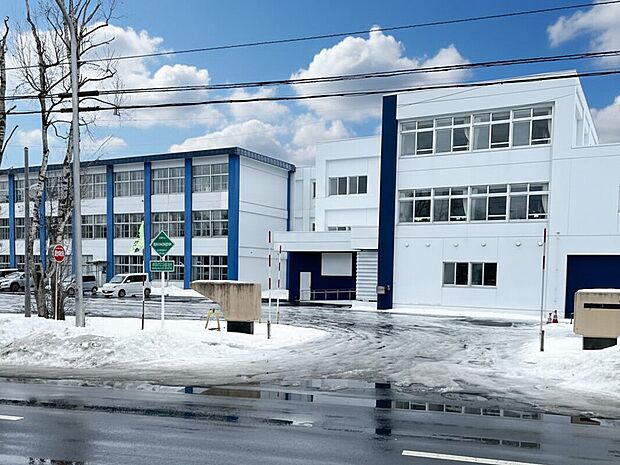 恵明中学校（約2,600m）