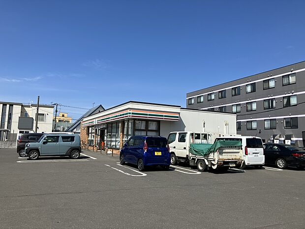 セブンイレブン 恵庭駅前店（約200m）