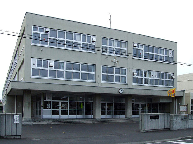 光陽小学校（約630m）