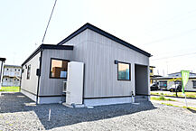 青森県八戸市青葉2-4-12：物件画像